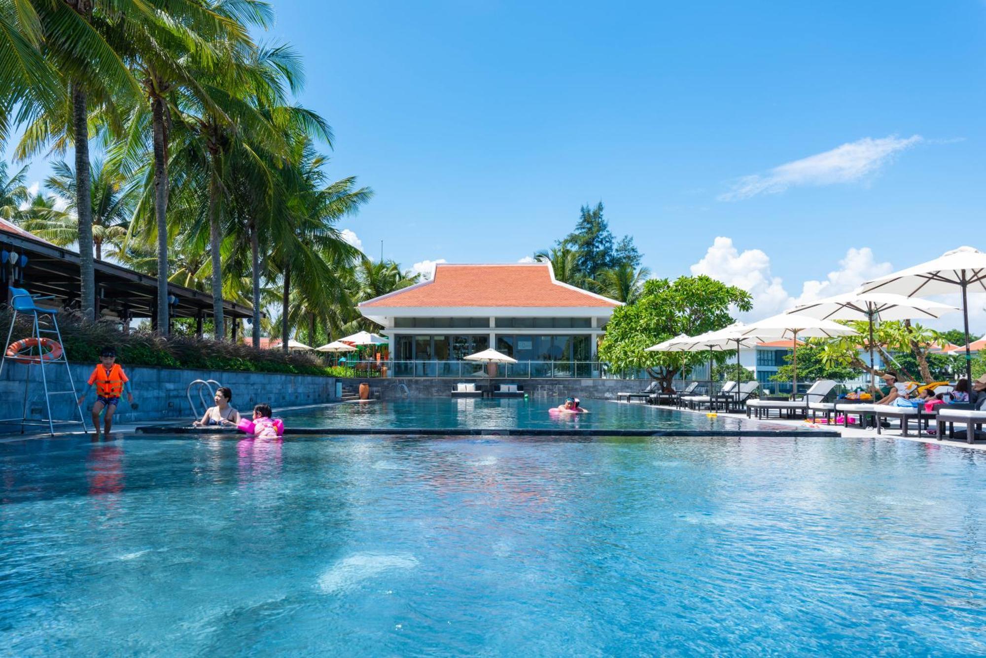Emblem Sea 3 Bedroom Villas Da Nang Exterior foto