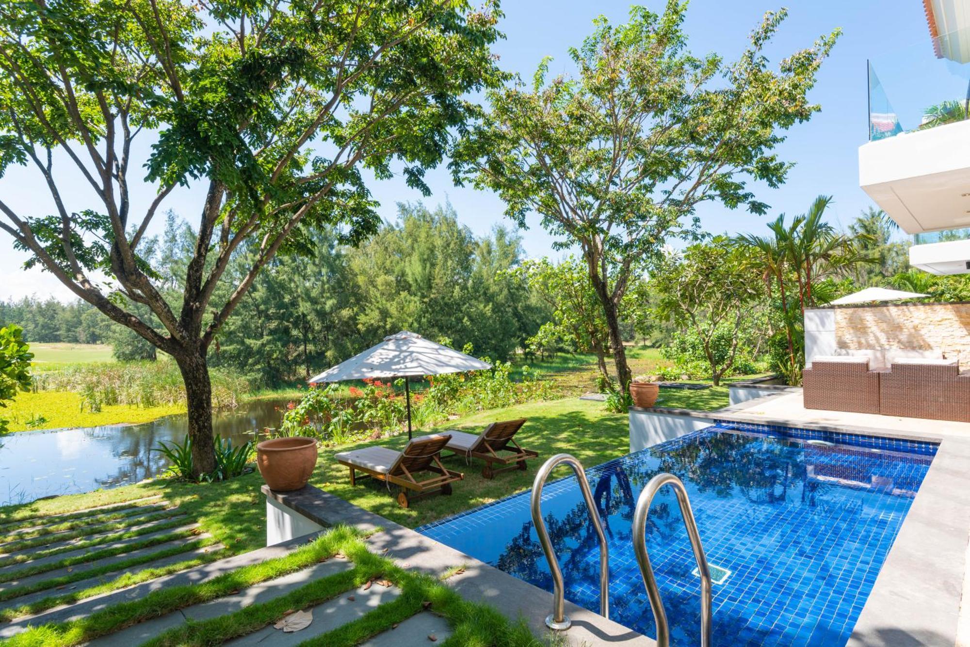 Emblem Sea 3 Bedroom Villas Da Nang Exterior foto