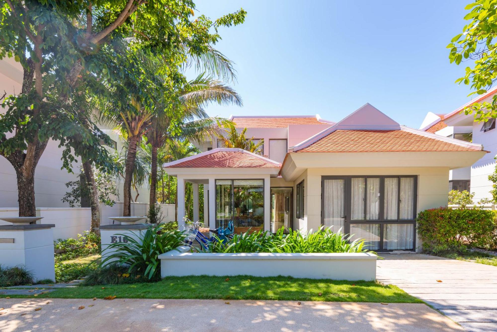 Emblem Sea 3 Bedroom Villas Da Nang Exterior foto