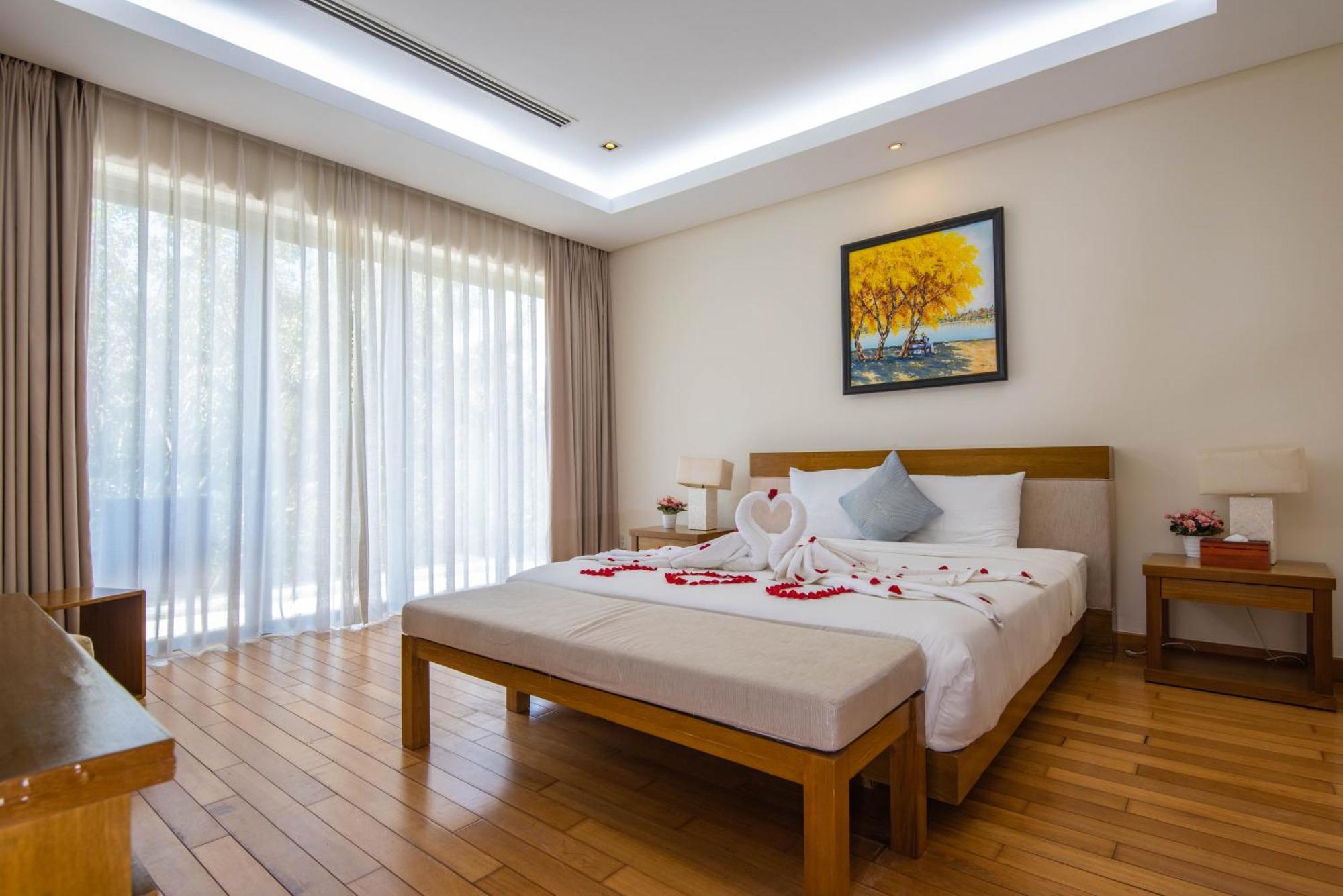 Emblem Sea 3 Bedroom Villas Da Nang Exterior foto
